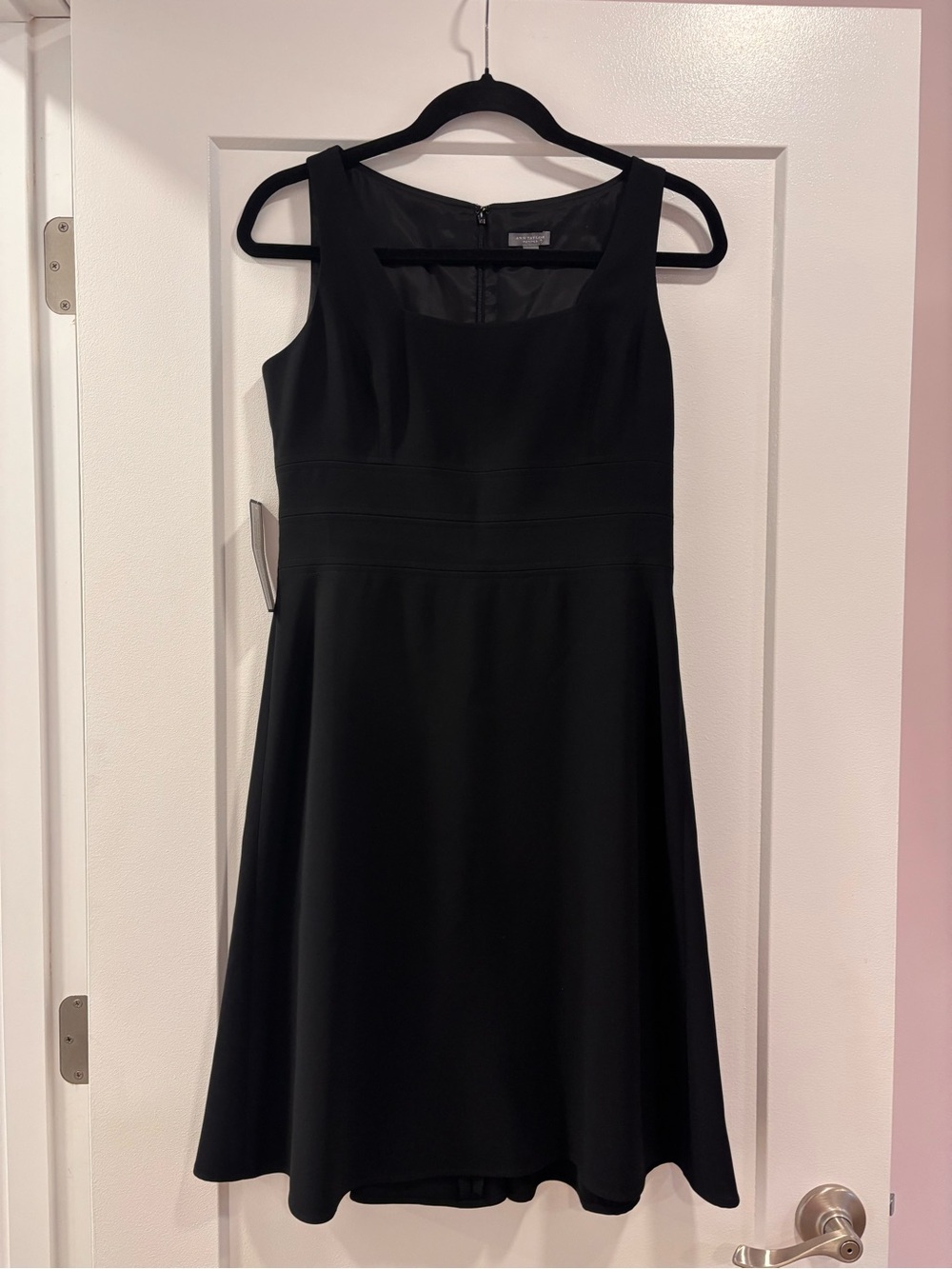 Ann Taylor Black Sleeveless Midi Dress